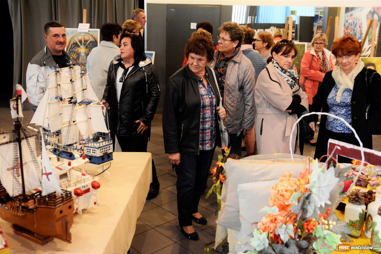 Zdjęcie w galerii na portalu naszwodzislaw.com: Pełne doznań spotkanie z twórczością wiadomości z regionu