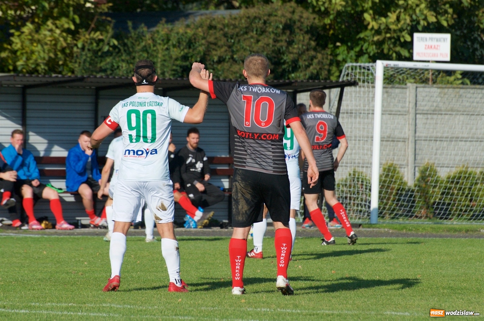 Zdjęcie w galerii na portalu naszwodzislaw.com: Klasa okręgowa. Bez bramek w starciu beniaminków [FOTO] wiadomości z regionu