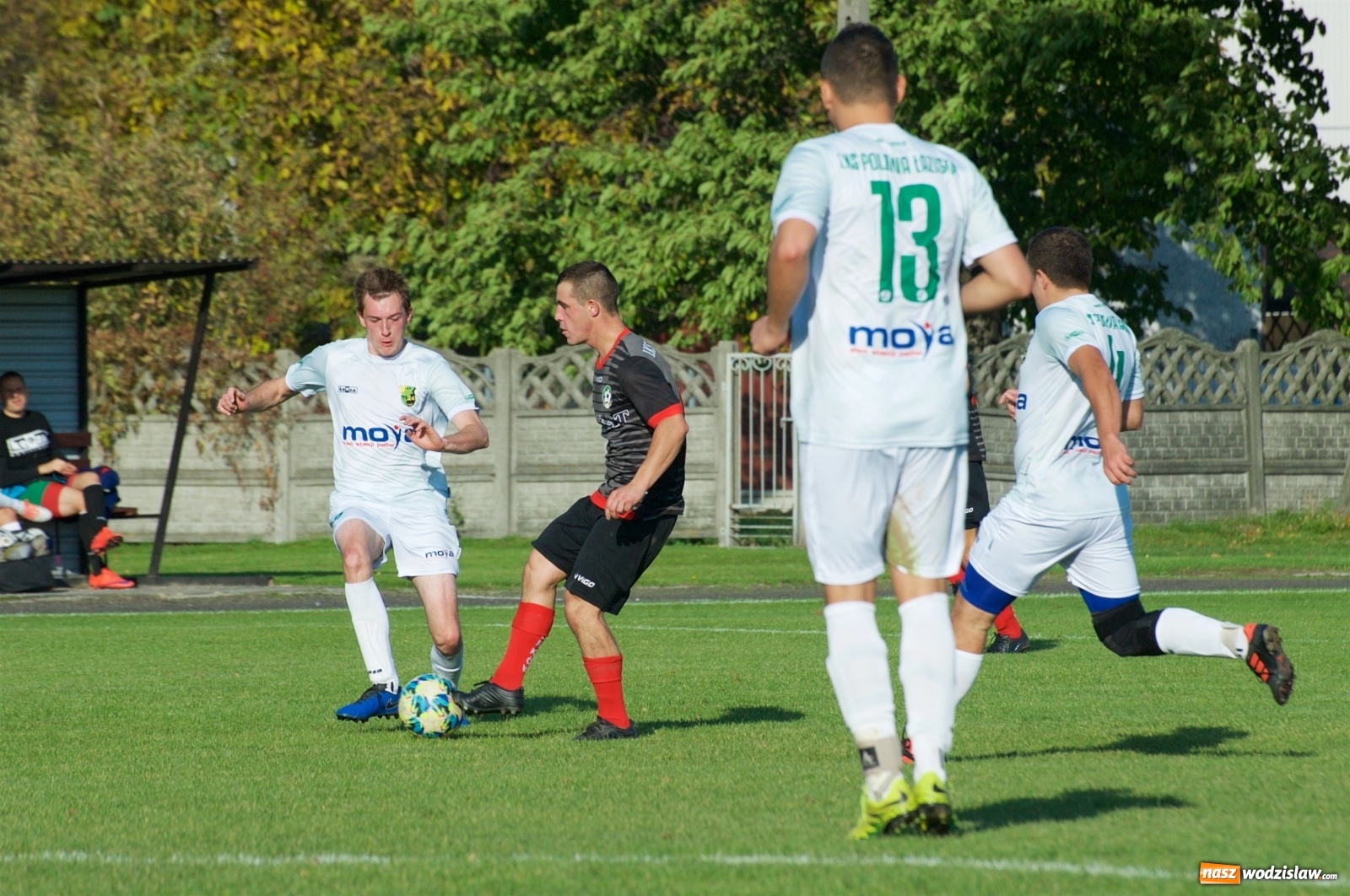 Zdjęcie w galerii na portalu naszwodzislaw.com: Klasa okręgowa. Bez bramek w starciu beniaminków [FOTO] wiadomości z regionu