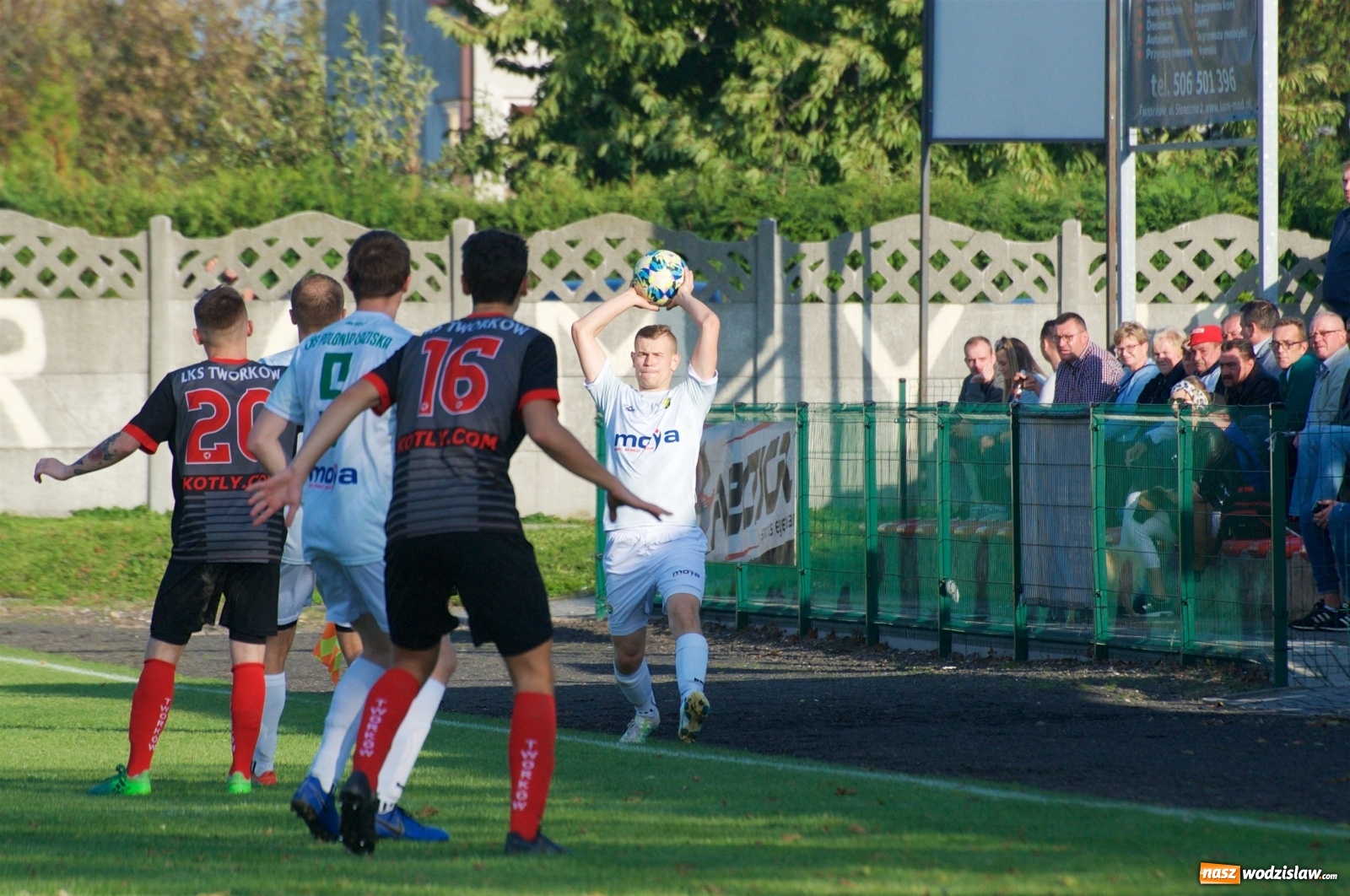 Zdjęcie w galerii na portalu naszwodzislaw.com: Klasa okręgowa. Bez bramek w starciu beniaminków [FOTO] wiadomości z regionu