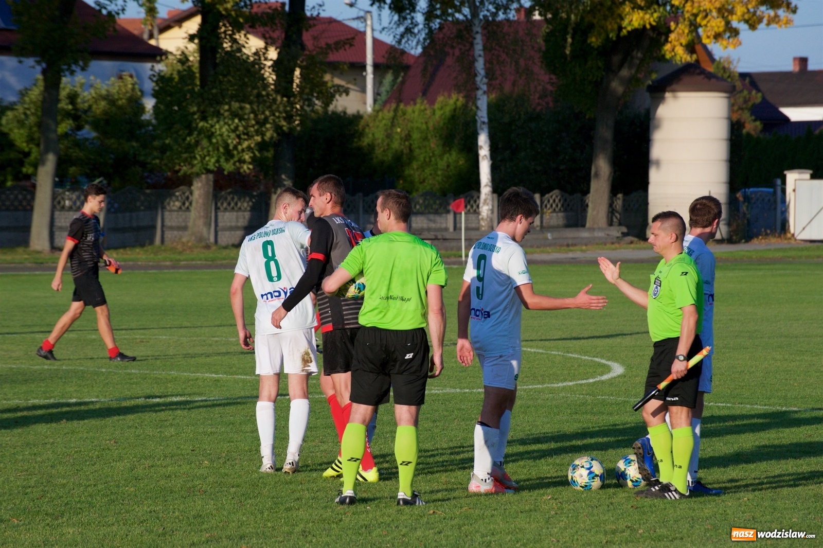 Zdjęcie w galerii na portalu naszwodzislaw.com: Klasa okręgowa. Bez bramek w starciu beniaminków [FOTO] wiadomości z regionu