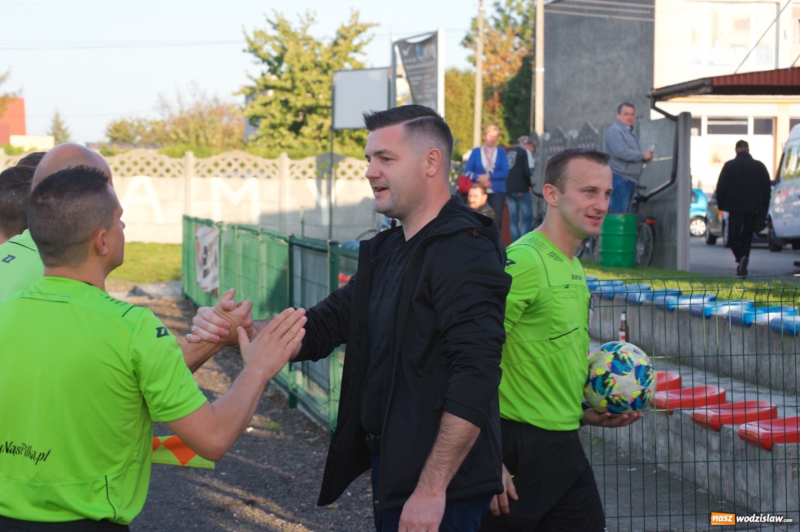 Zdjęcie w galerii na portalu naszwodzislaw.com: Klasa okręgowa. Bez bramek w starciu beniaminków [FOTO] wiadomości z regionu