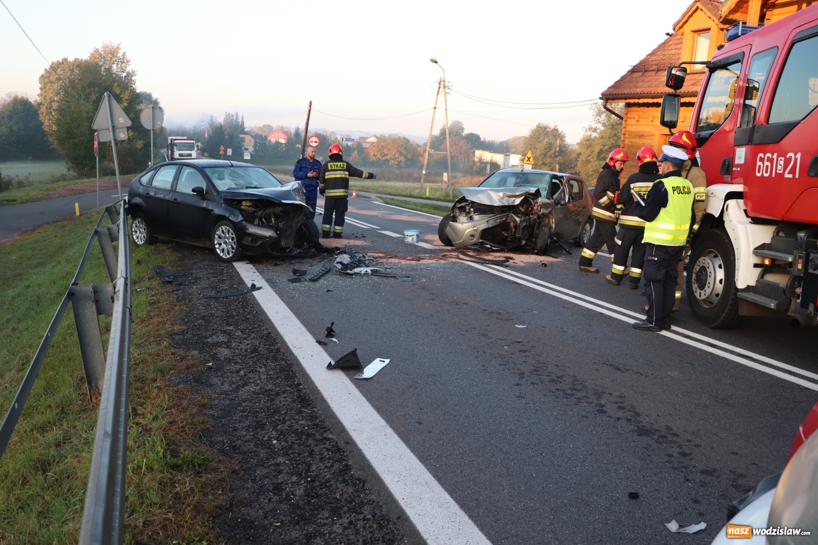 Zdjęcie w galerii na portalu naszwodzislaw.com: Poważne zdarzenie drogowe w Turzy Śląskiej wiadomości z regionu