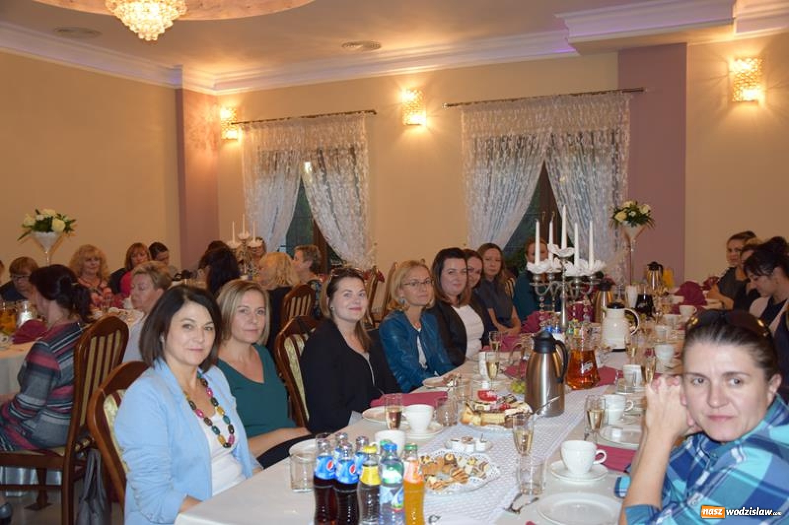 Zdjęcie w galerii na portalu naszwodzislaw.com: Gala z okazji Dnia Edukacji Narodowej w Mszanie wiadomości z regionu