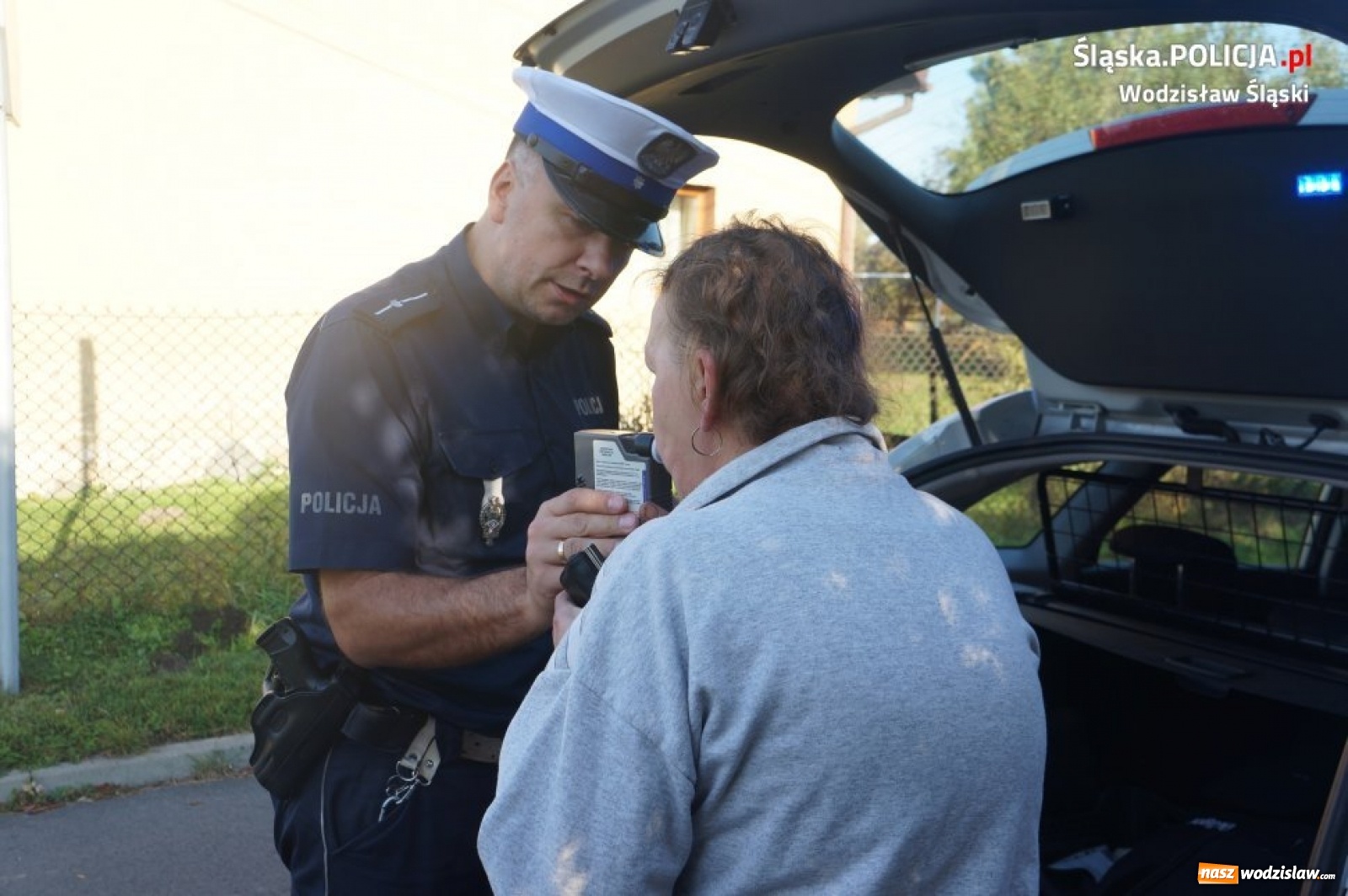Zdjęcie w galerii na portalu naszwodzislaw.com: Wspólne patrole drogówki z jednostkami ościennych powiatów wiadomości z regionu