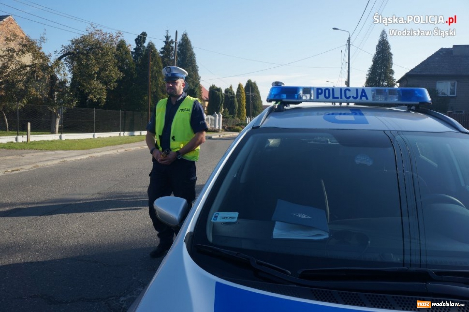 Zdjęcie w galerii na portalu naszwodzislaw.com: Wspólne patrole drogówki z jednostkami ościennych powiatów wiadomości z regionu