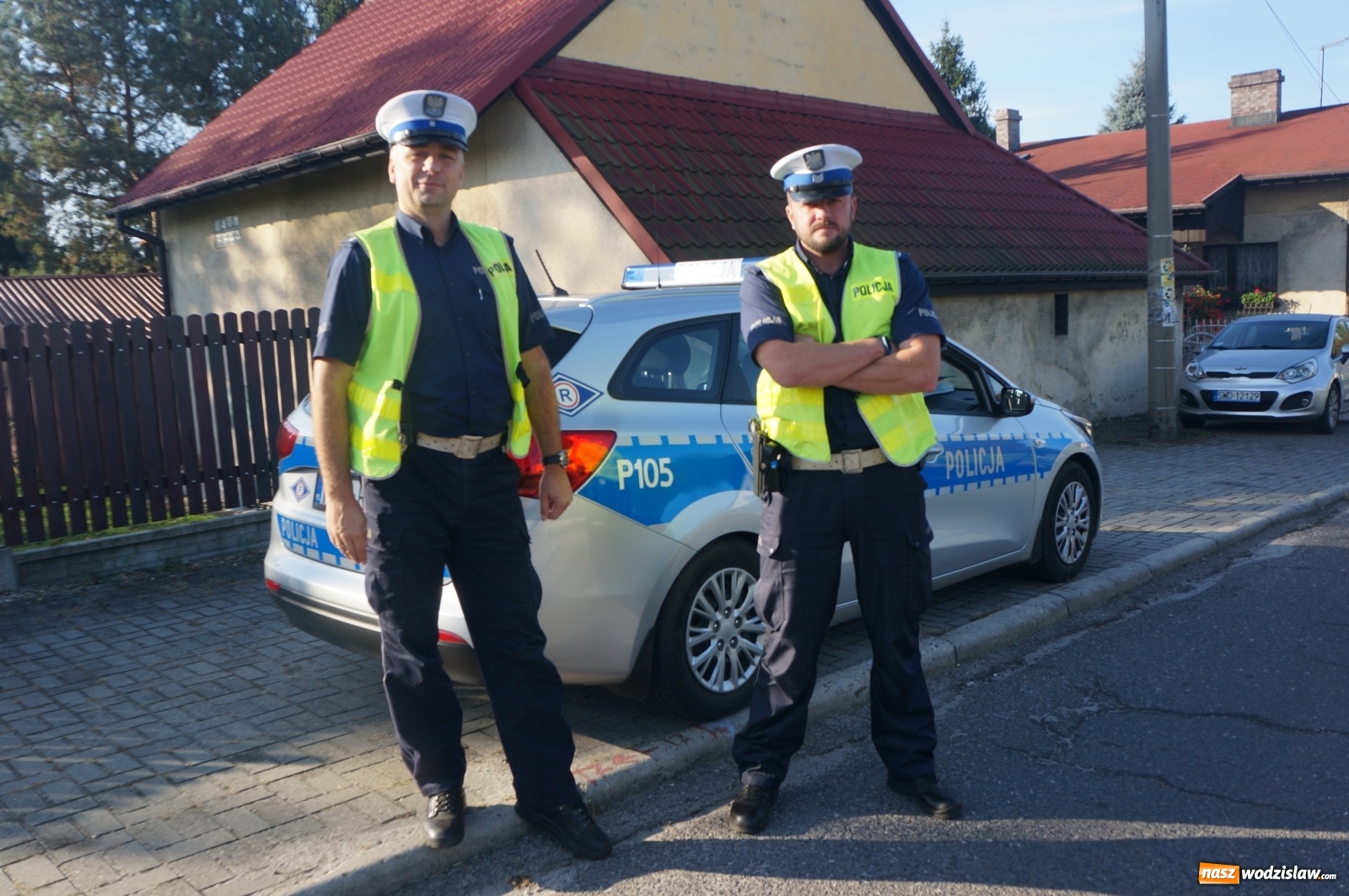 Zdjęcie w galerii na portalu naszwodzislaw.com: Wspólne patrole drogówki z jednostkami ościennych powiatów wiadomości z regionu