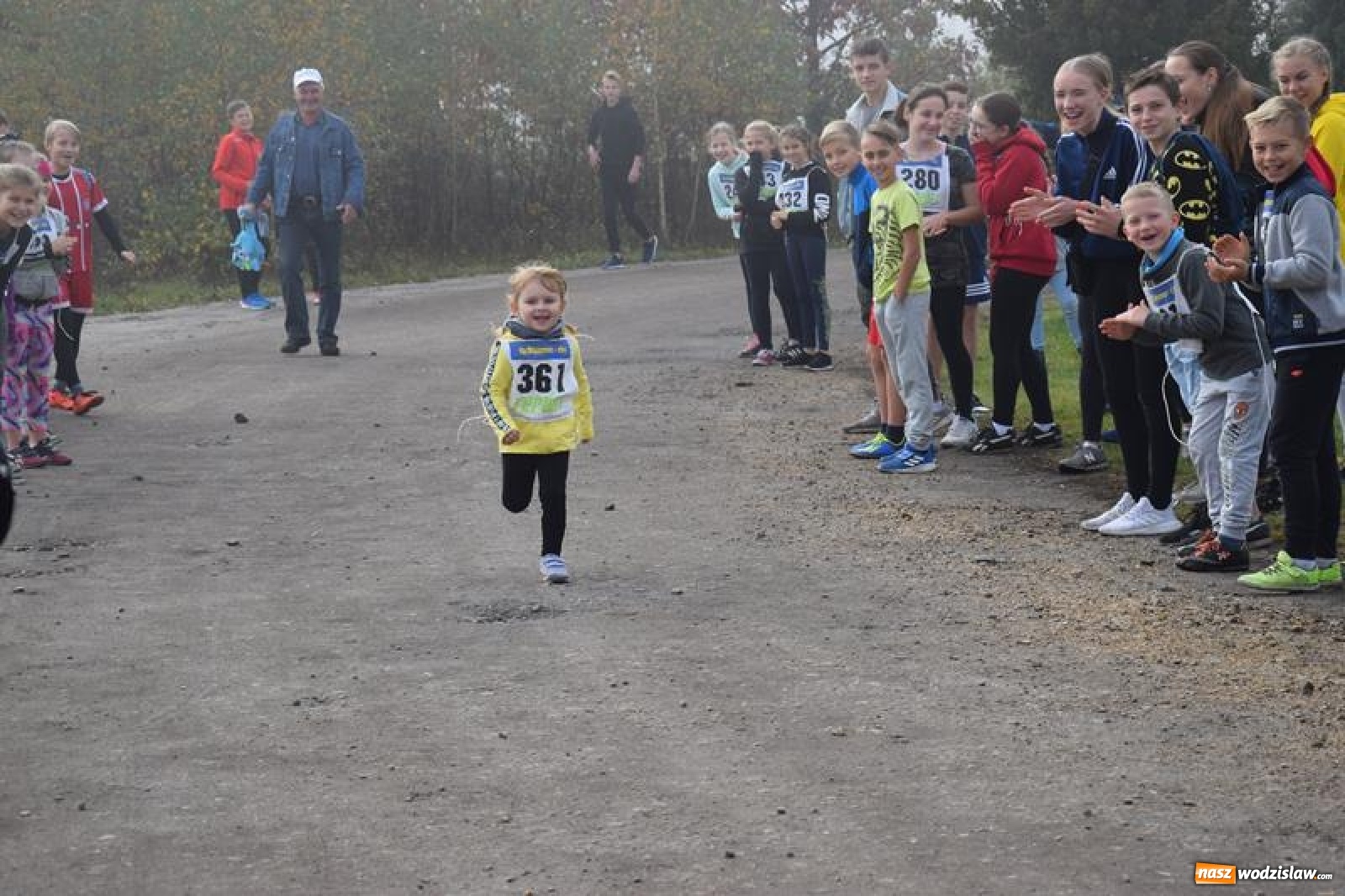 Zdjęcie w galerii na portalu naszwodzislaw.com: XVII edycja Mszańskiego Biegu Ulicznego za nami wiadomości z regionu