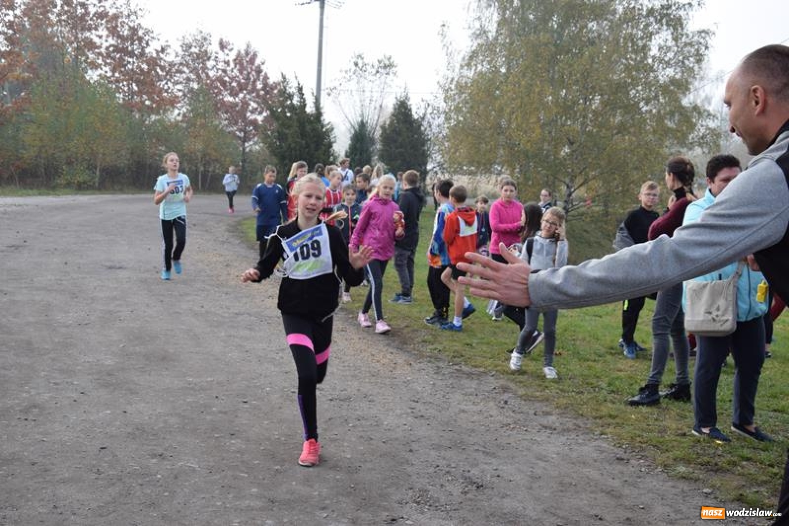 Zdjęcie w galerii na portalu naszwodzislaw.com: XVII edycja Mszańskiego Biegu Ulicznego za nami wiadomości z regionu