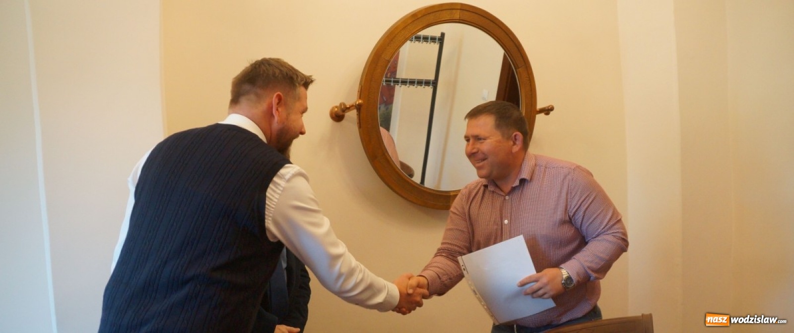 Zdjęcie w galerii na portalu naszwodzislaw.com: Podpisano umowy na remonty dróg! wiadomości z regionu