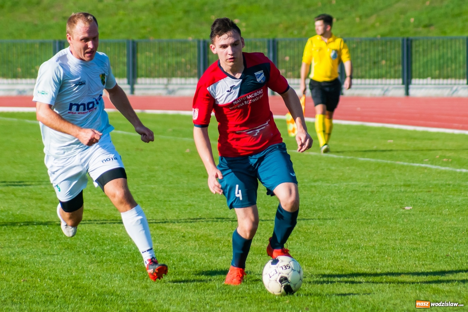 Zdjęcie w galerii na portalu naszwodzislaw.com: Klasa okręgowa. Polonia bez punktów w Raciborzu [FOTO i WIDEO] wiadomości z regionu