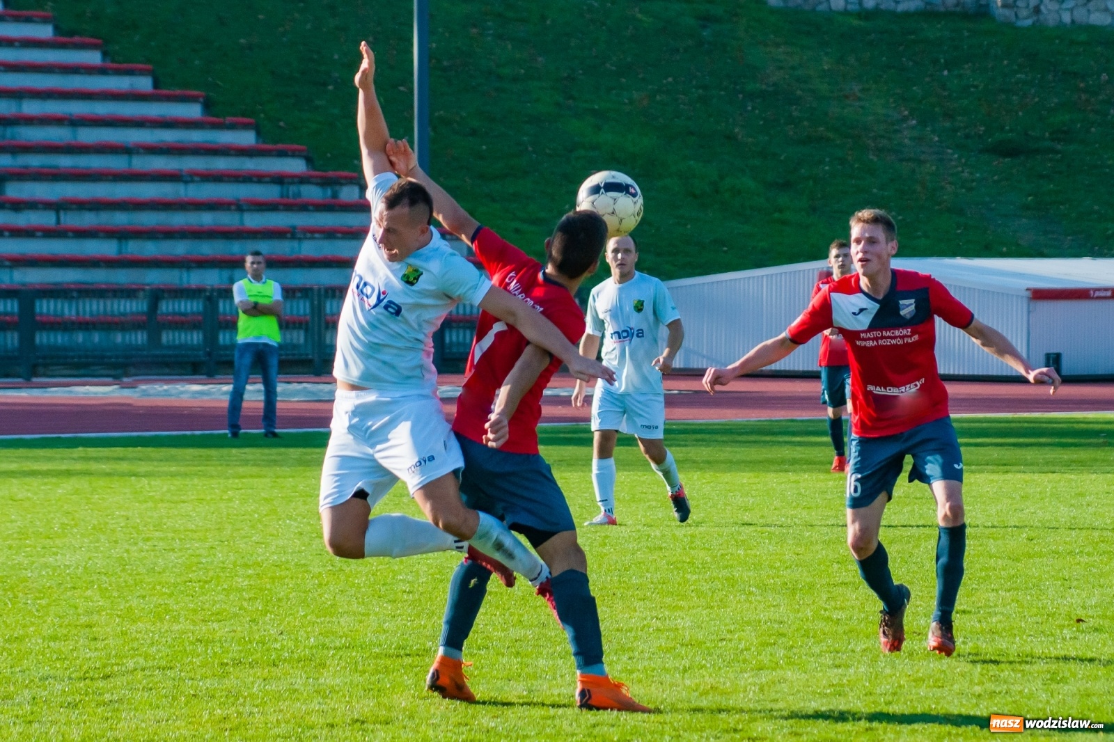 Zdjęcie w galerii na portalu naszwodzislaw.com: Klasa okręgowa. Polonia bez punktów w Raciborzu [FOTO i WIDEO] wiadomości z regionu
