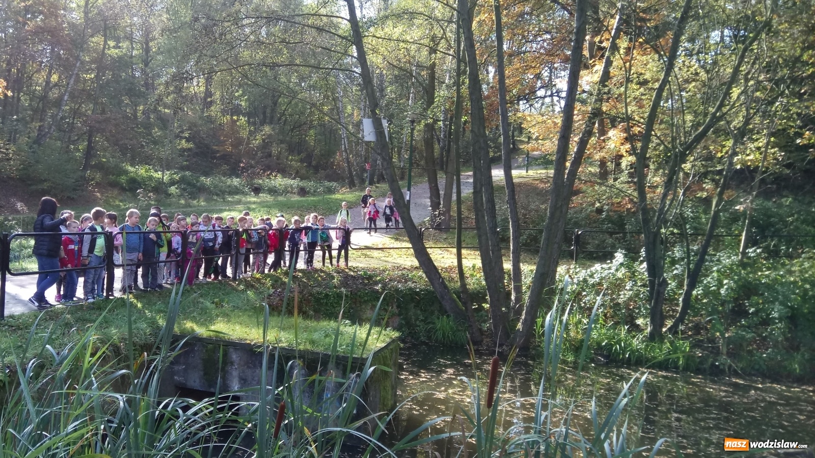 Zdjęcie w galerii na portalu naszwodzislaw.com: Dzieci z ZSP 3 zwiedziły Rodzinny Park Rozrywki wiadomości z regionu