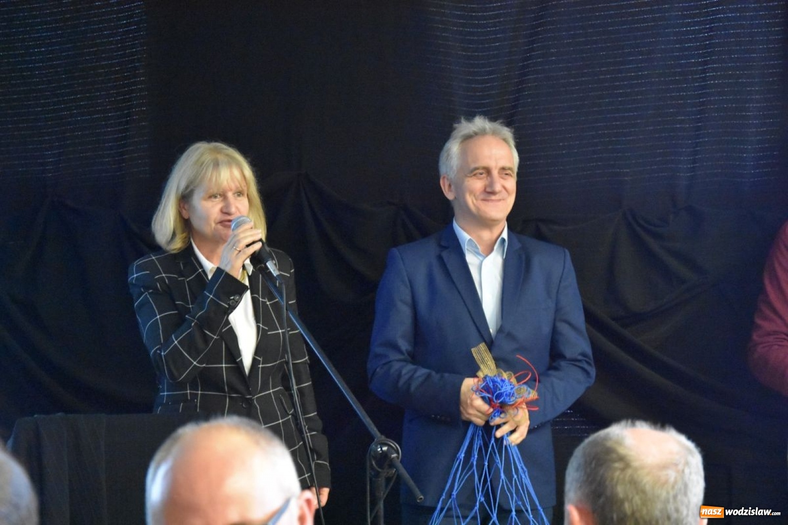 Zdjęcie w galerii na portalu naszwodzislaw.com: Boisko przy Tischnerze oficjalnie otwarte wiadomości z regionu