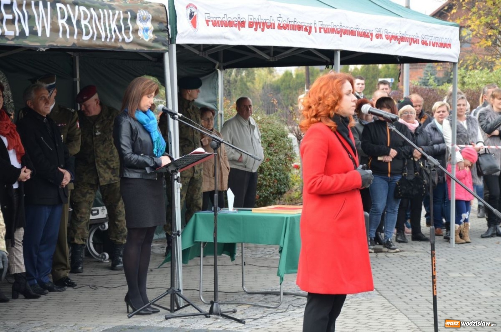 Zdjęcie w galerii na portalu naszwodzislaw.com: Młodzi mundurowi złożyli ślubowanie wiadomości z regionu