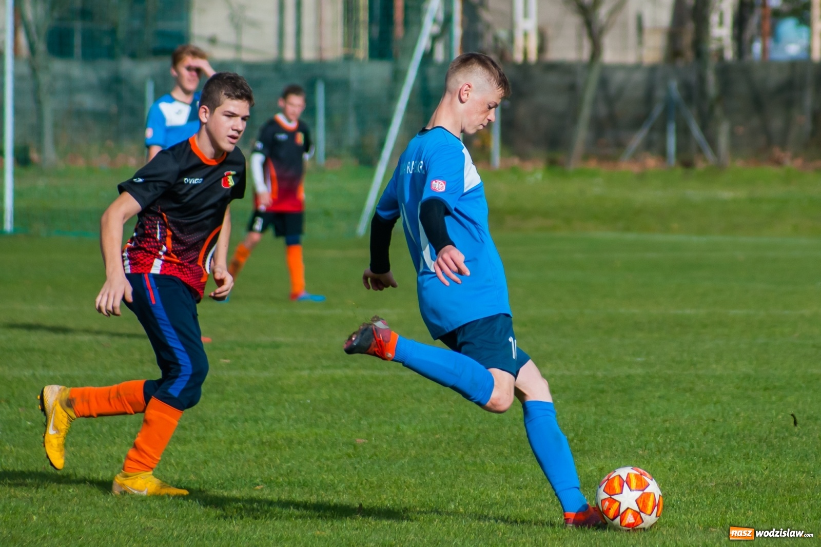 Zdjęcie w galerii na portalu naszwodzislaw.com: Trampkarze Unii bezlitośni dla Połomi [FOTO] wiadomości z regionu