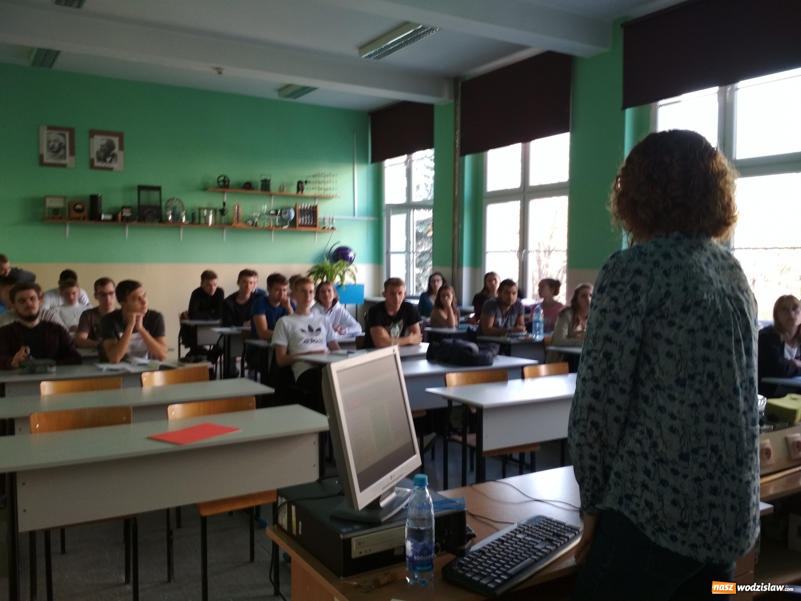 Zdjęcie w galerii na portalu naszwodzislaw.com: Pasja, profesja, powołanie. Ogólnopolski Tydzień Kariery w I LO wiadomości z regionu