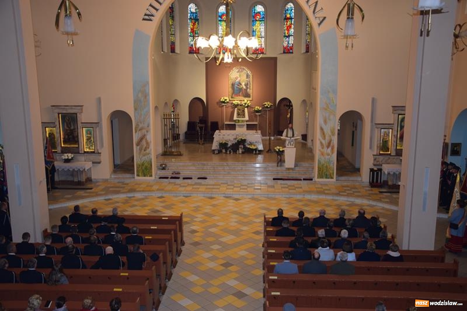 Zdjęcie w galerii na portalu naszwodzislaw.com: Ochotnicy z Połomi z nowym wozem bojowym wiadomości z regionu