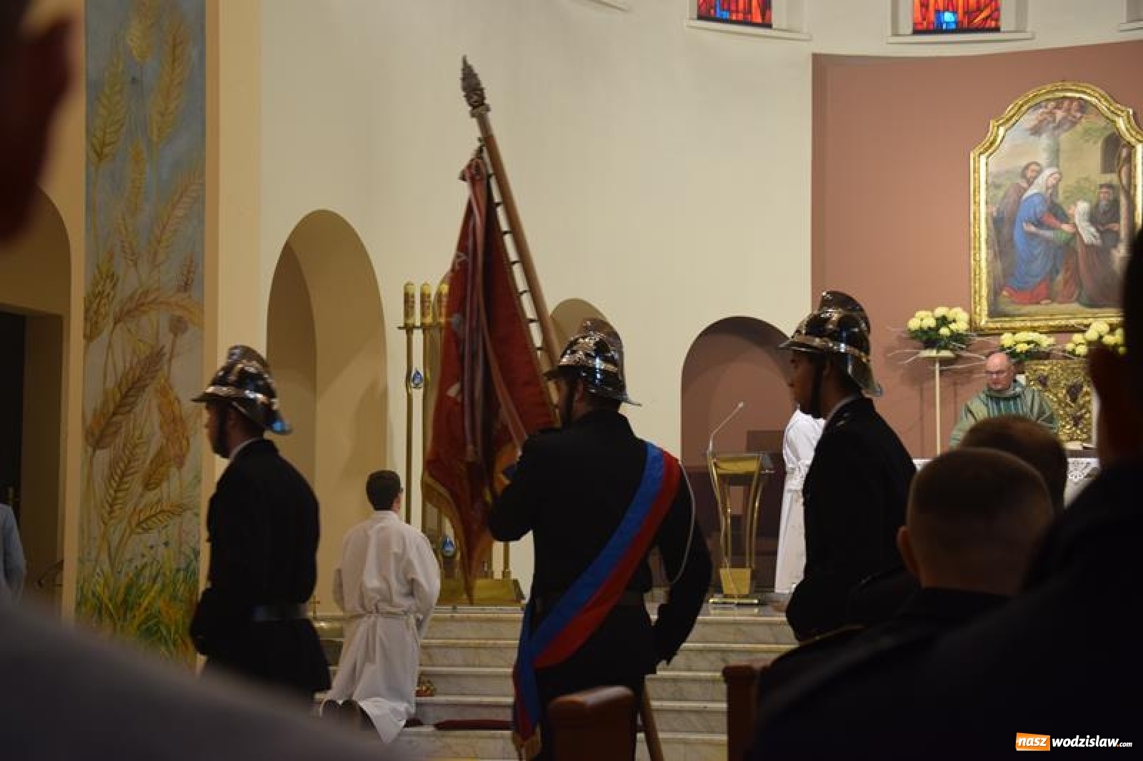 Zdjęcie w galerii na portalu naszwodzislaw.com: Ochotnicy z Połomi z nowym wozem bojowym wiadomości z regionu