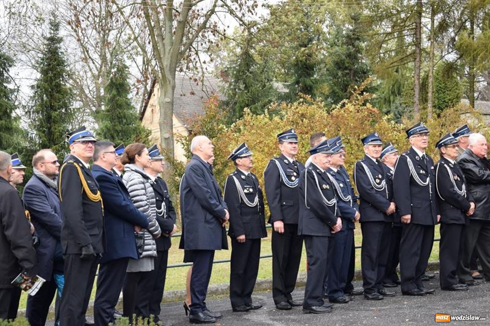 Zdjęcie w galerii na portalu naszwodzislaw.com: Ochotnicy z Połomi z nowym wozem bojowym wiadomości z regionu