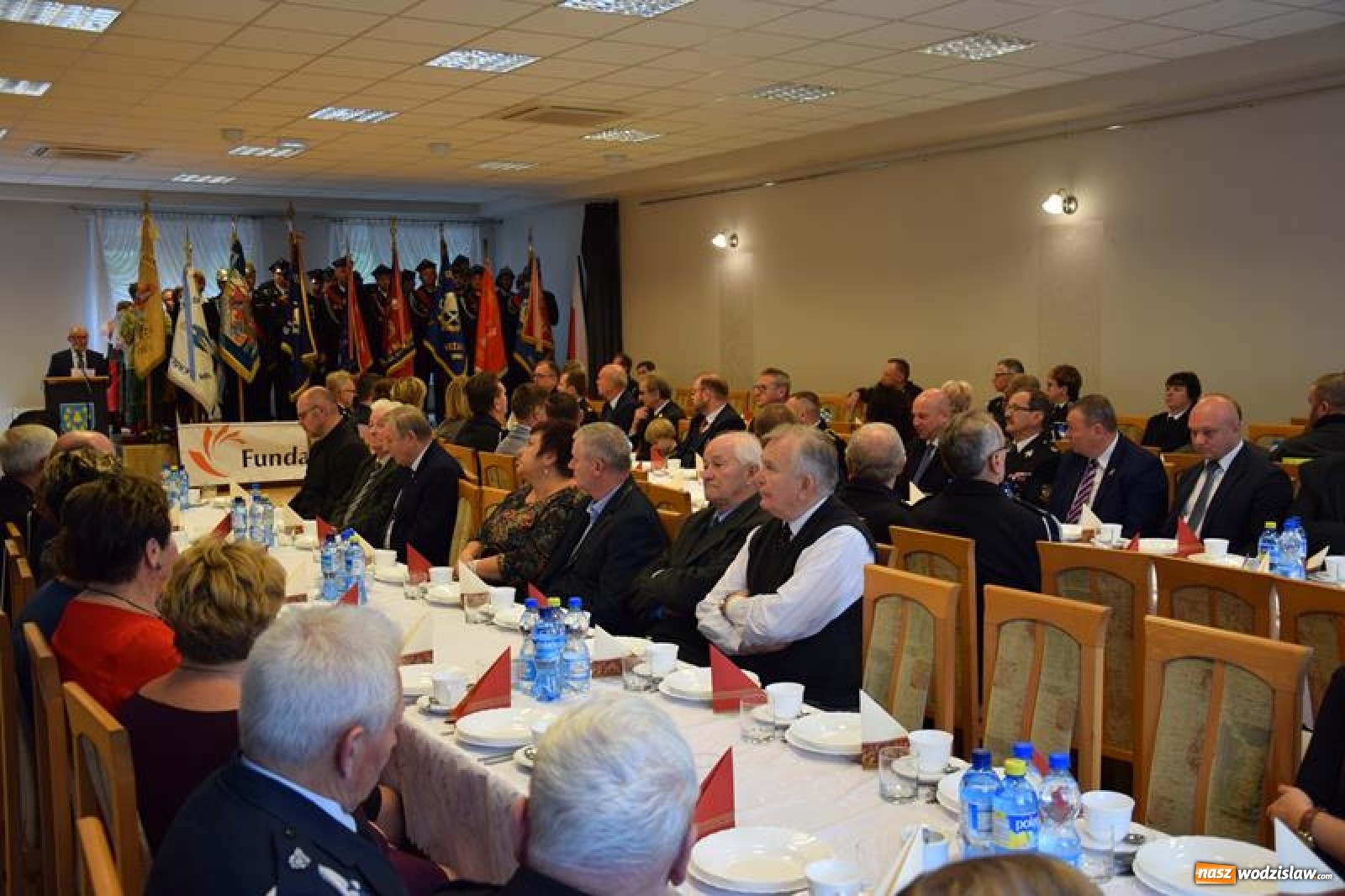 Zdjęcie w galerii na portalu naszwodzislaw.com: Ochotnicy z Połomi z nowym wozem bojowym wiadomości z regionu