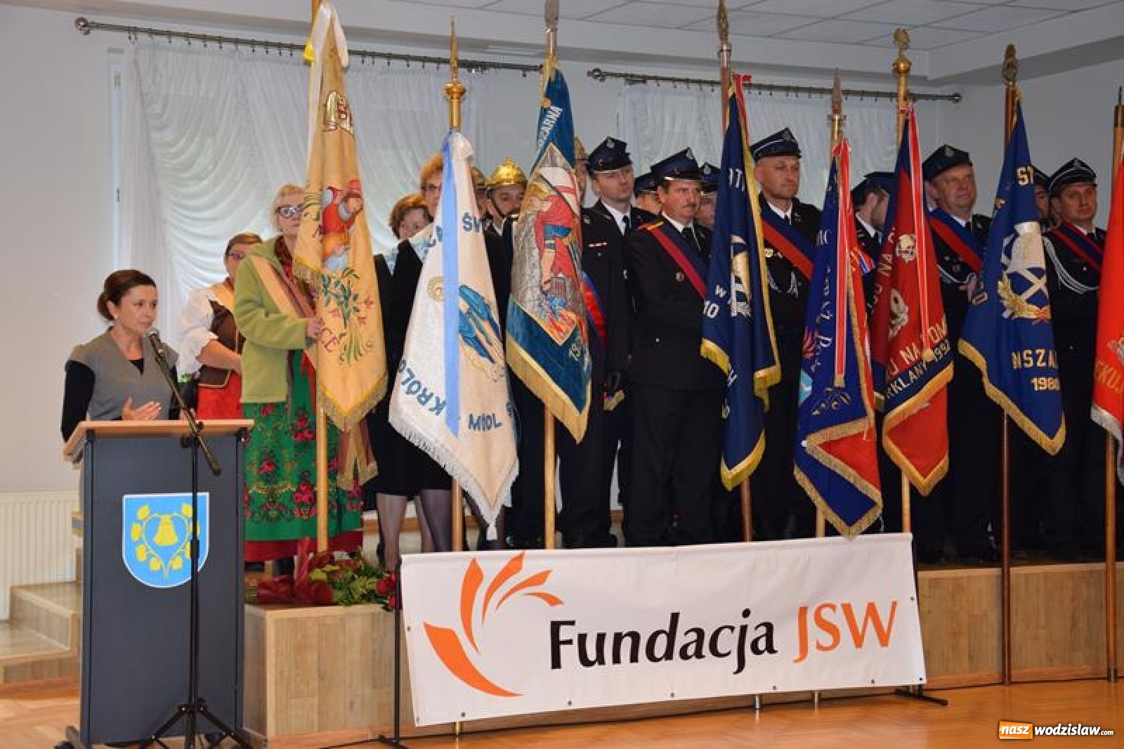 Zdjęcie w galerii na portalu naszwodzislaw.com: Ochotnicy z Połomi z nowym wozem bojowym wiadomości z regionu