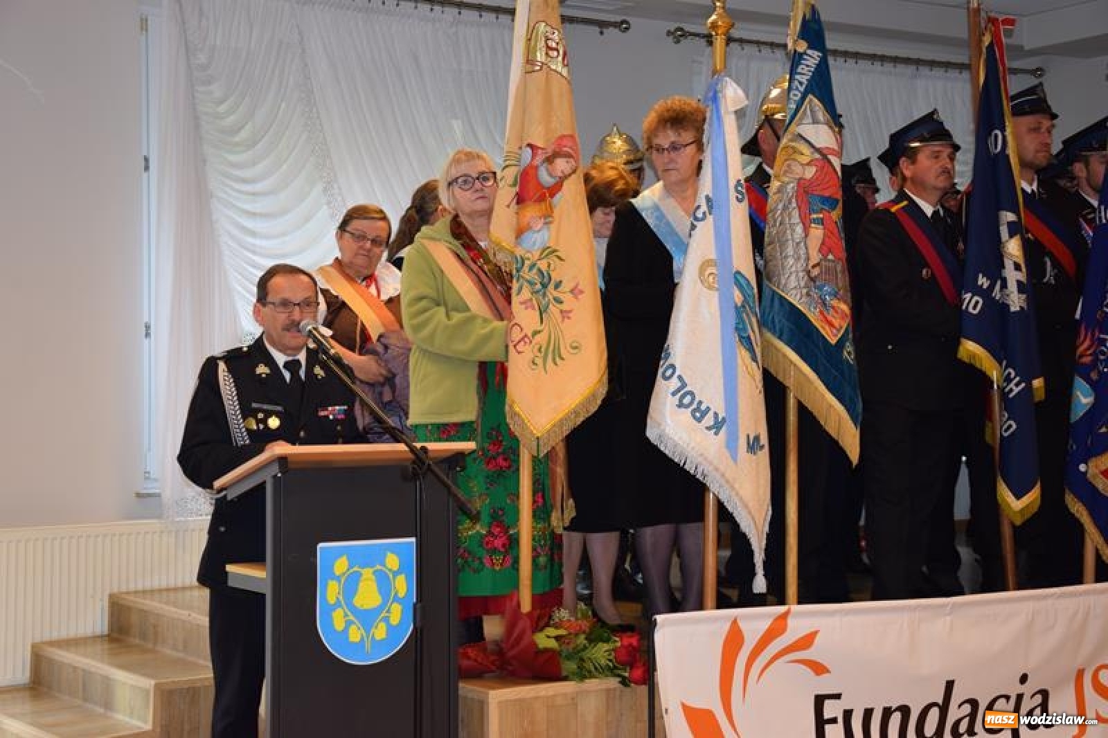 Zdjęcie w galerii na portalu naszwodzislaw.com: Ochotnicy z Połomi z nowym wozem bojowym wiadomości z regionu