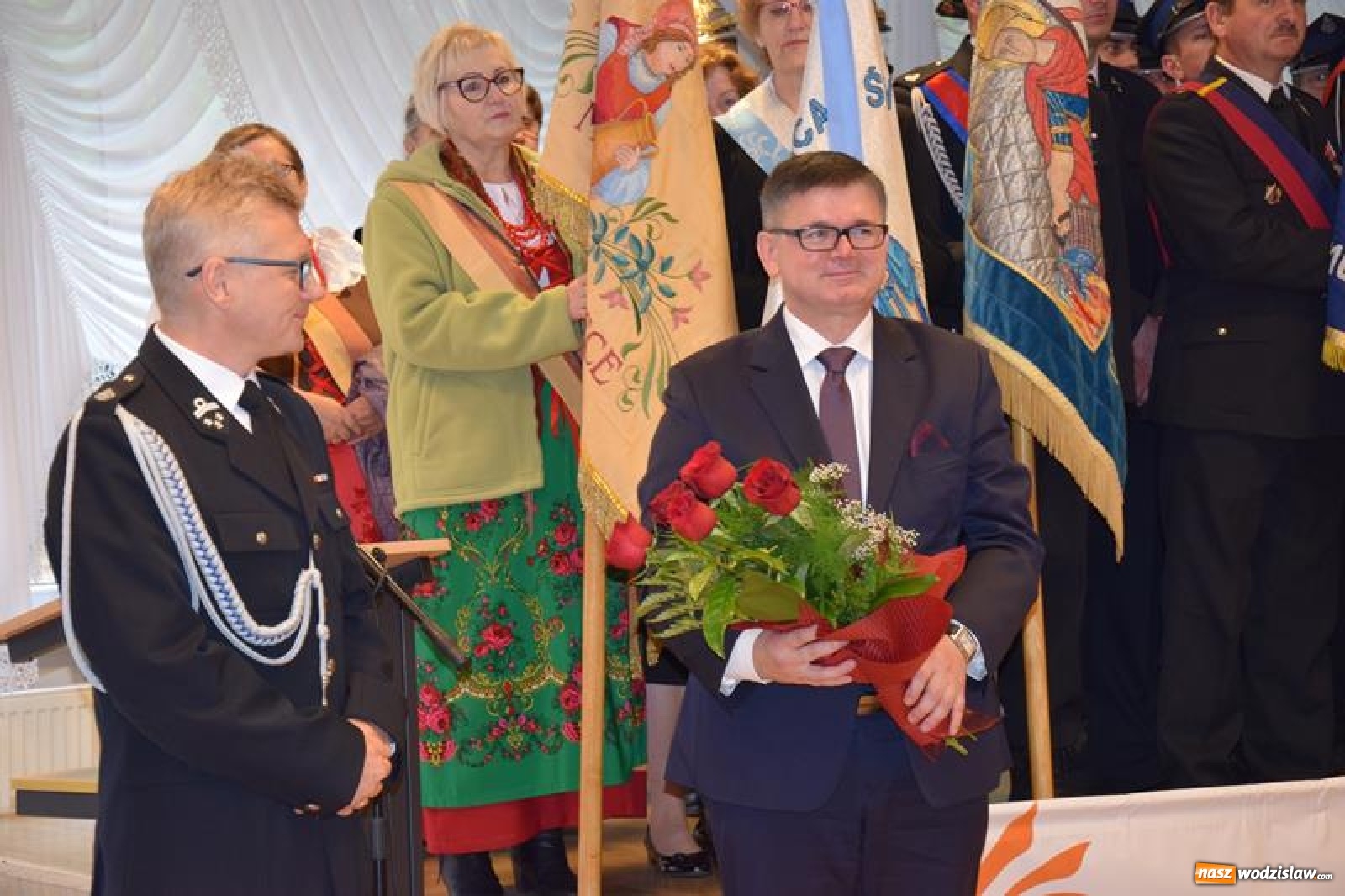 Zdjęcie w galerii na portalu naszwodzislaw.com: Ochotnicy z Połomi z nowym wozem bojowym wiadomości z regionu