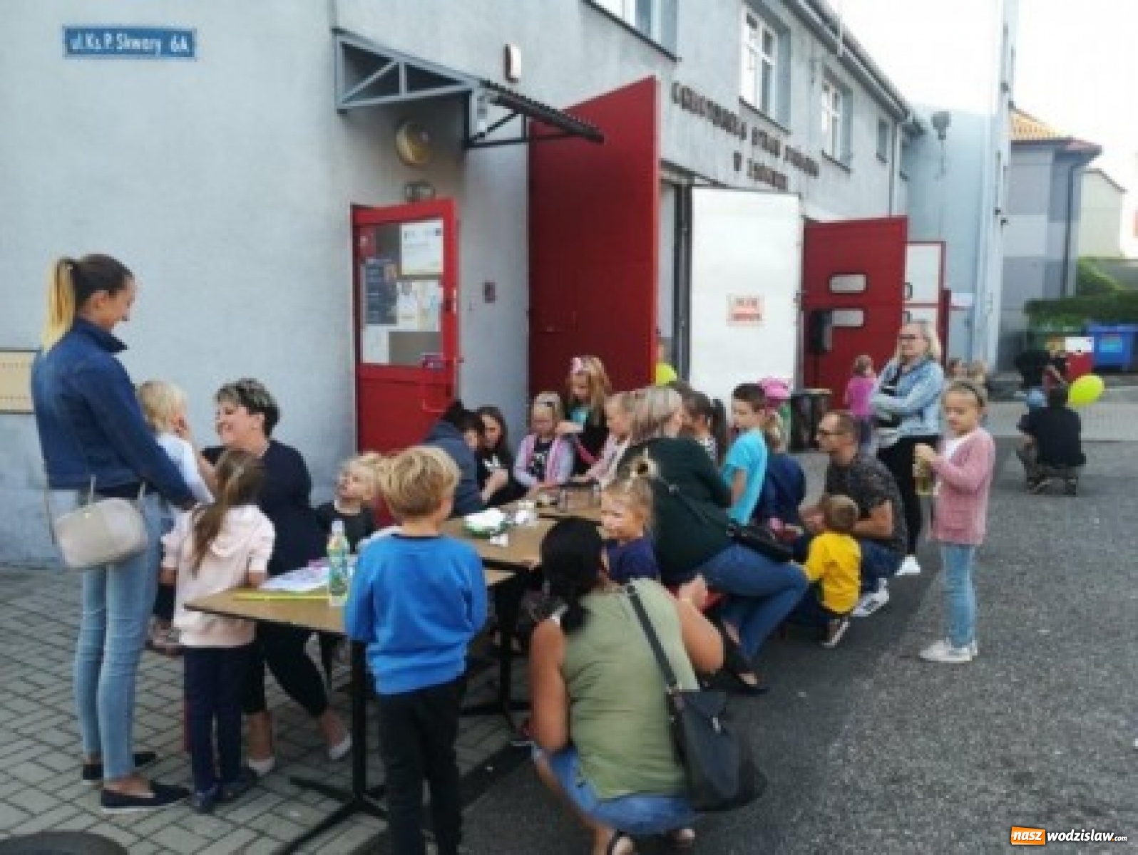 Zdjęcie w galerii na portalu naszwodzislaw.com: Przez żołądek do serca w Pszowie wiadomości z regionu