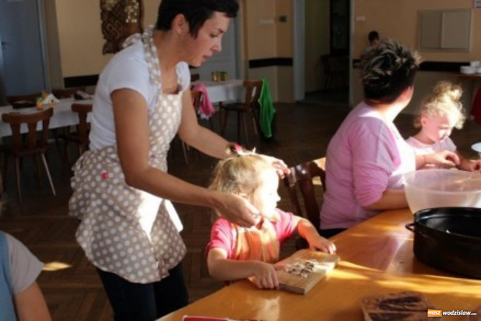 Zdjęcie w galerii na portalu naszwodzislaw.com: Przez żołądek do serca w Pszowie wiadomości z regionu