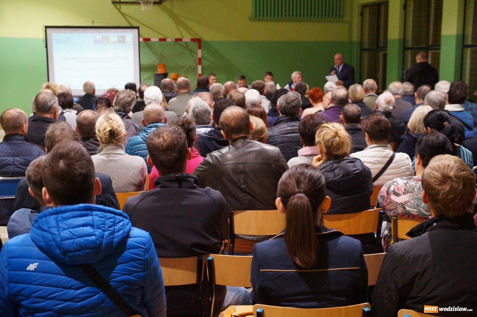 Zdjęcie w galerii na portalu naszwodzislaw.com: Spotkanie z mieszkańcami Kokoszyc. Dyskutowano o kanalizacji wiadomości z regionu