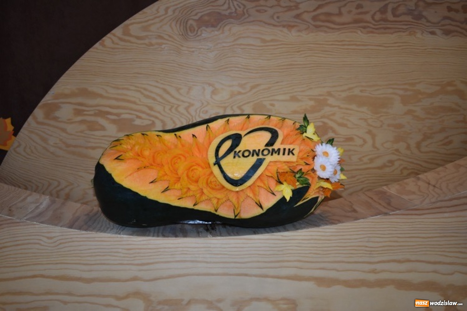 Zdjęcie w galerii na portalu naszwodzislaw.com: Jesienią w Ekonomiku smakuje najlepiej wiadomości z regionu