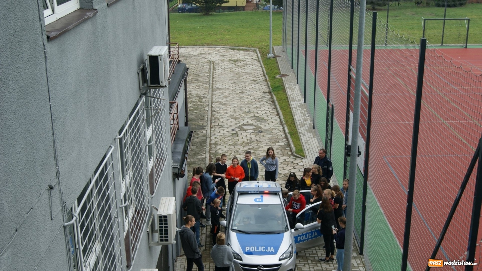 Zdjęcie w galerii na portalu naszwodzislaw.com: Prewencyjni, kryminalni, wszyscy fajni! - czyli turniej policyjny w Rydułtowach wiadomości z regionu