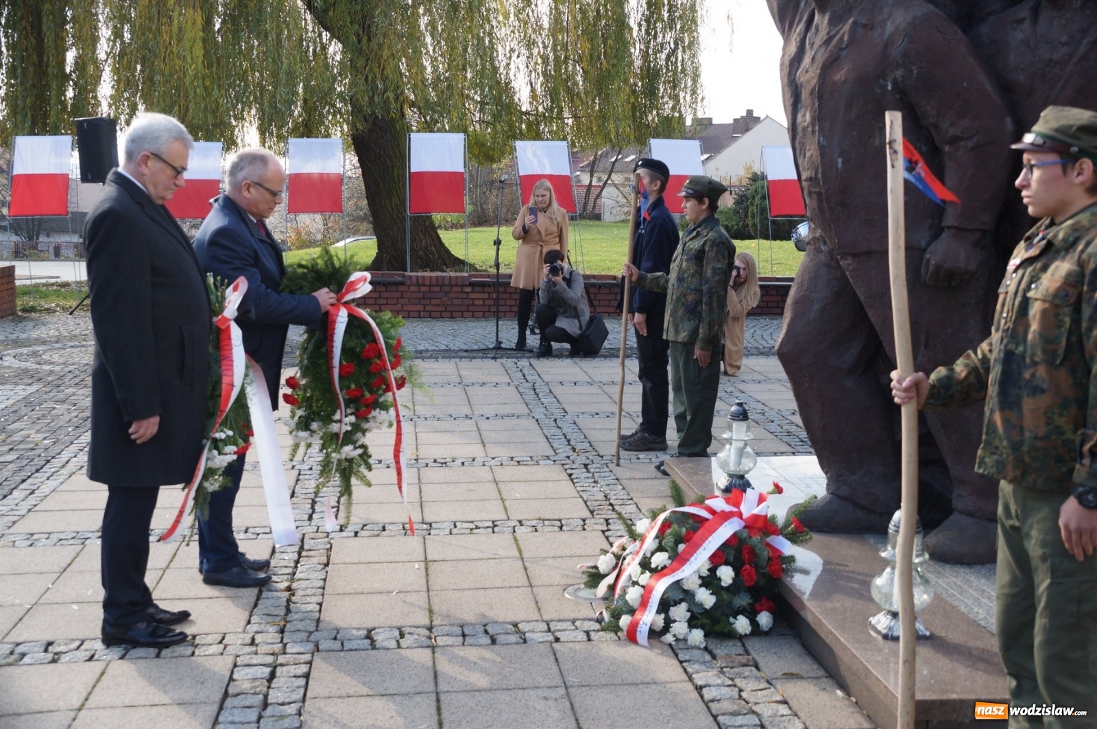Zdjęcie w galerii na portalu naszwodzislaw.com: Obchody Święta Niepodległości za nami wiadomości z regionu