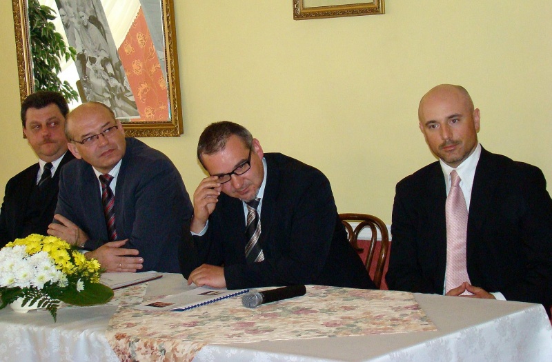 Zdjęcie w galerii na portalu naszwodzislaw.com: Obdarowała go błogosławieństwem  wiadomości z regionu