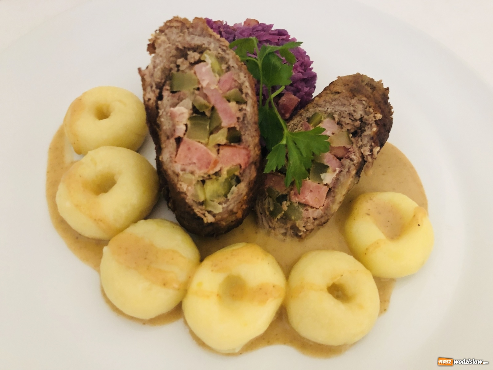 Zdjęcie w galerii na portalu naszwodzislaw.com: Kuchnia Ekonomika stała się na tydzień królestwem nowego projektu wiadomości z regionu