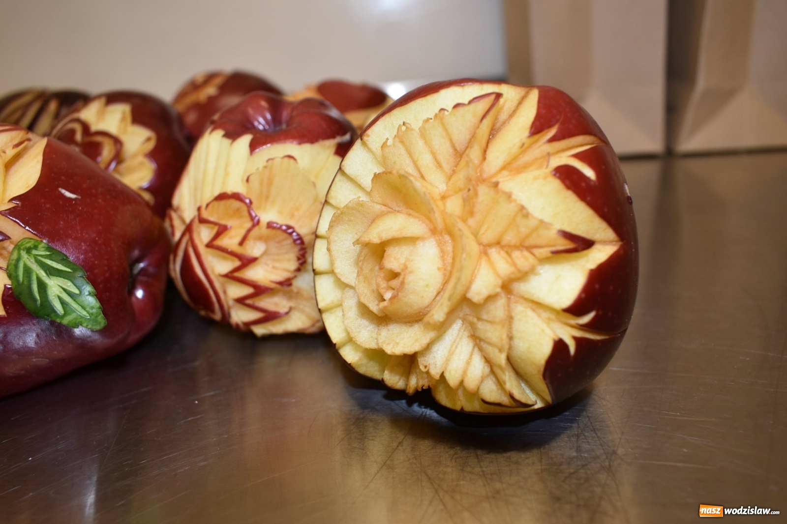 Zdjęcie w galerii na portalu naszwodzislaw.com: Kuchnia Ekonomika stała się na tydzień królestwem nowego projektu wiadomości z regionu