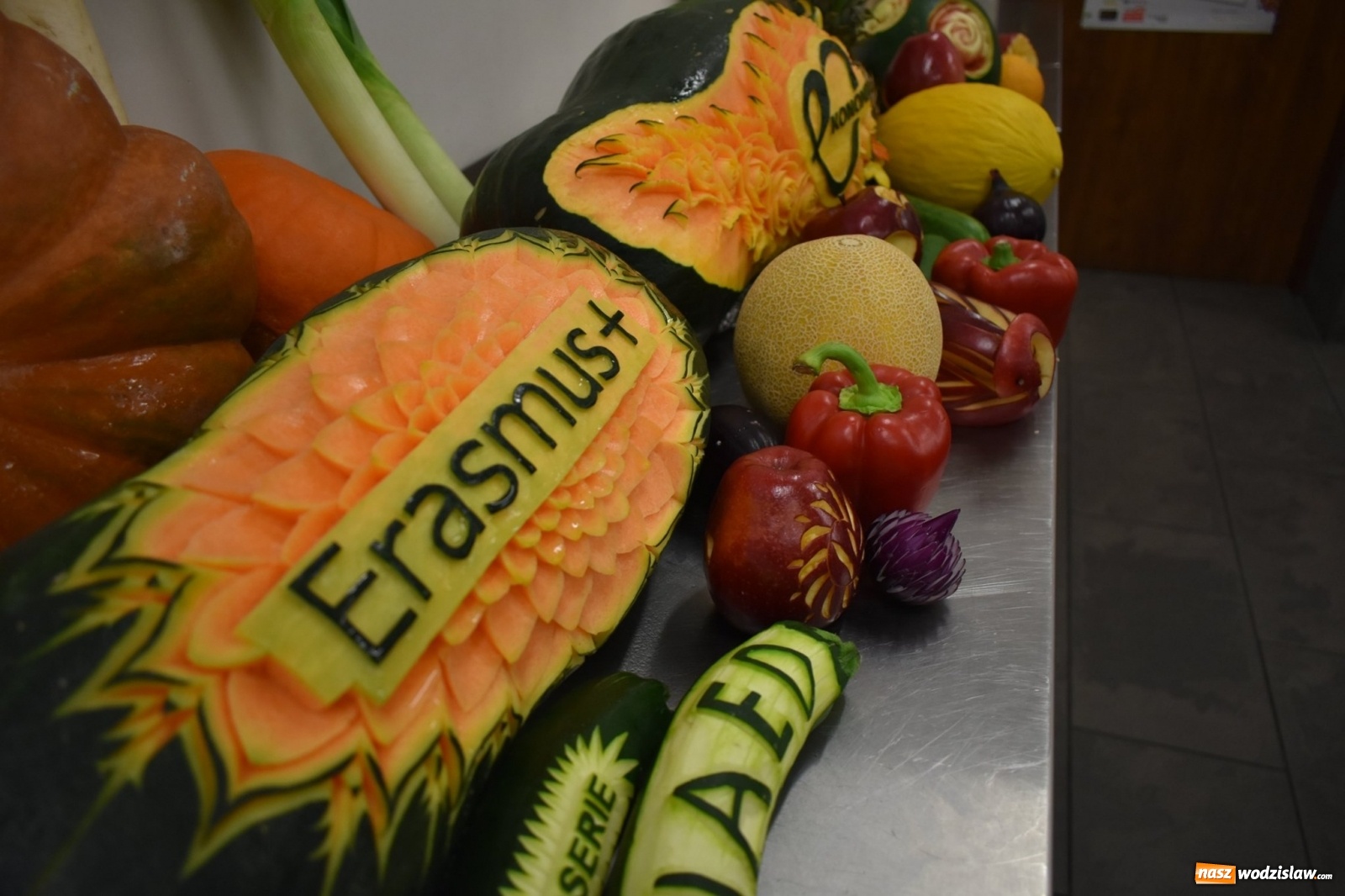 Zdjęcie w galerii na portalu naszwodzislaw.com: Kuchnia Ekonomika stała się na tydzień królestwem nowego projektu wiadomości z regionu