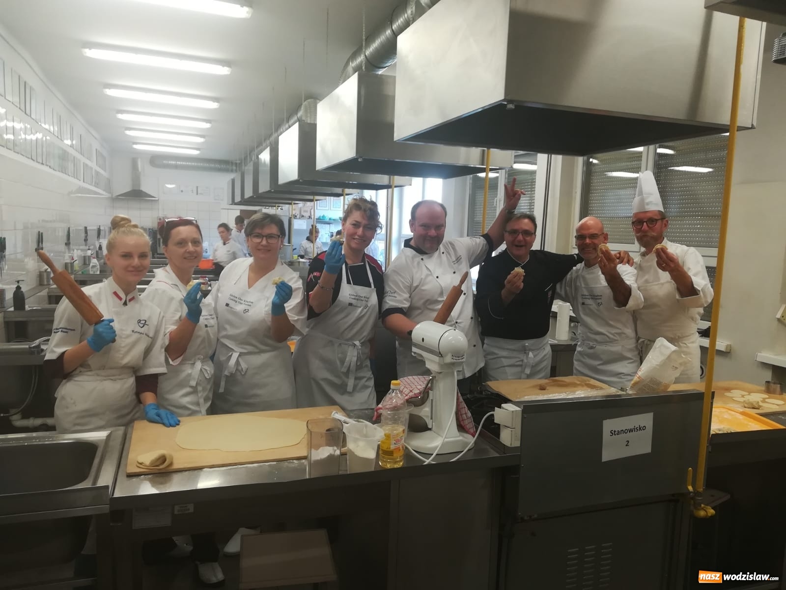 Zdjęcie w galerii na portalu naszwodzislaw.com: Kuchnia Ekonomika stała się na tydzień królestwem nowego projektu wiadomości z regionu