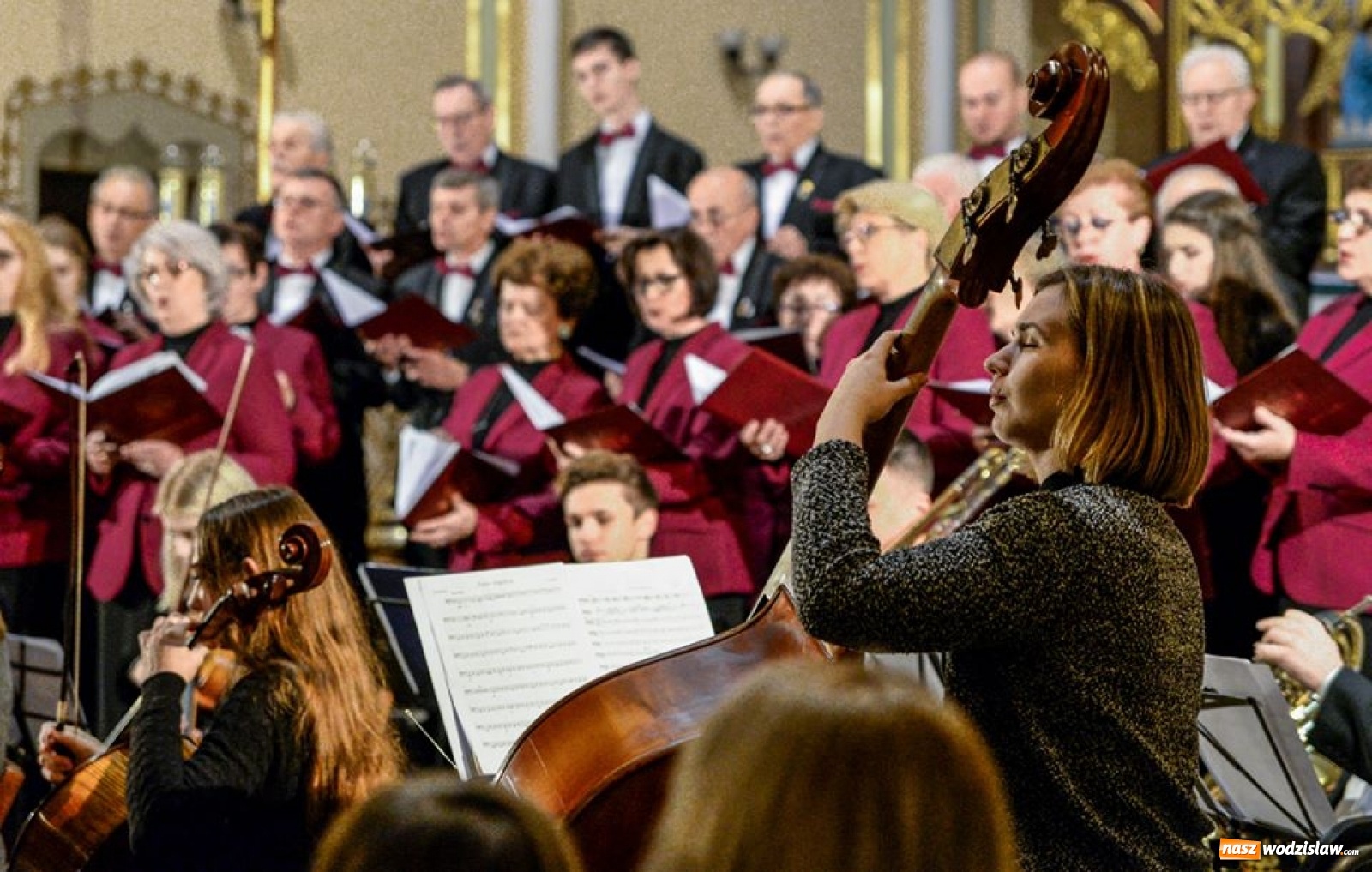 Zdjęcie w galerii na portalu naszwodzislaw.com: Pięknie wyśpiewany jubileusz Chóru Jadwiga wiadomości z regionu