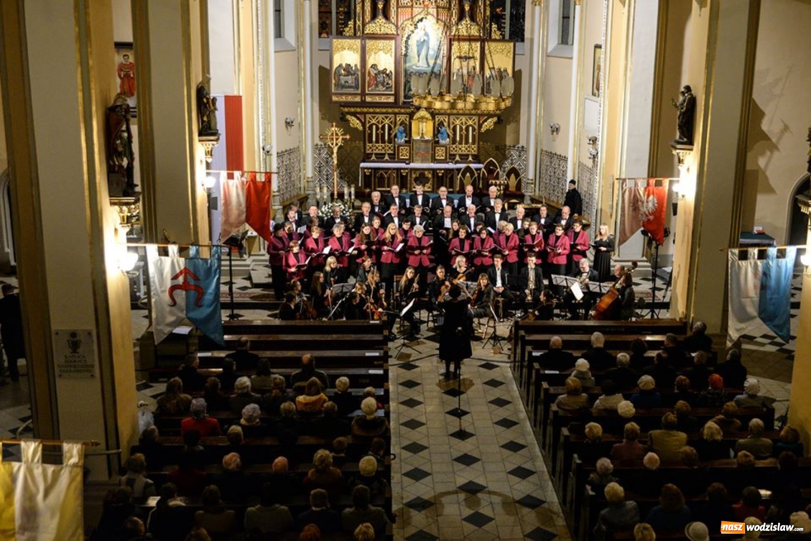 Zdjęcie w galerii na portalu naszwodzislaw.com: Pięknie wyśpiewany jubileusz Chóru Jadwiga wiadomości z regionu