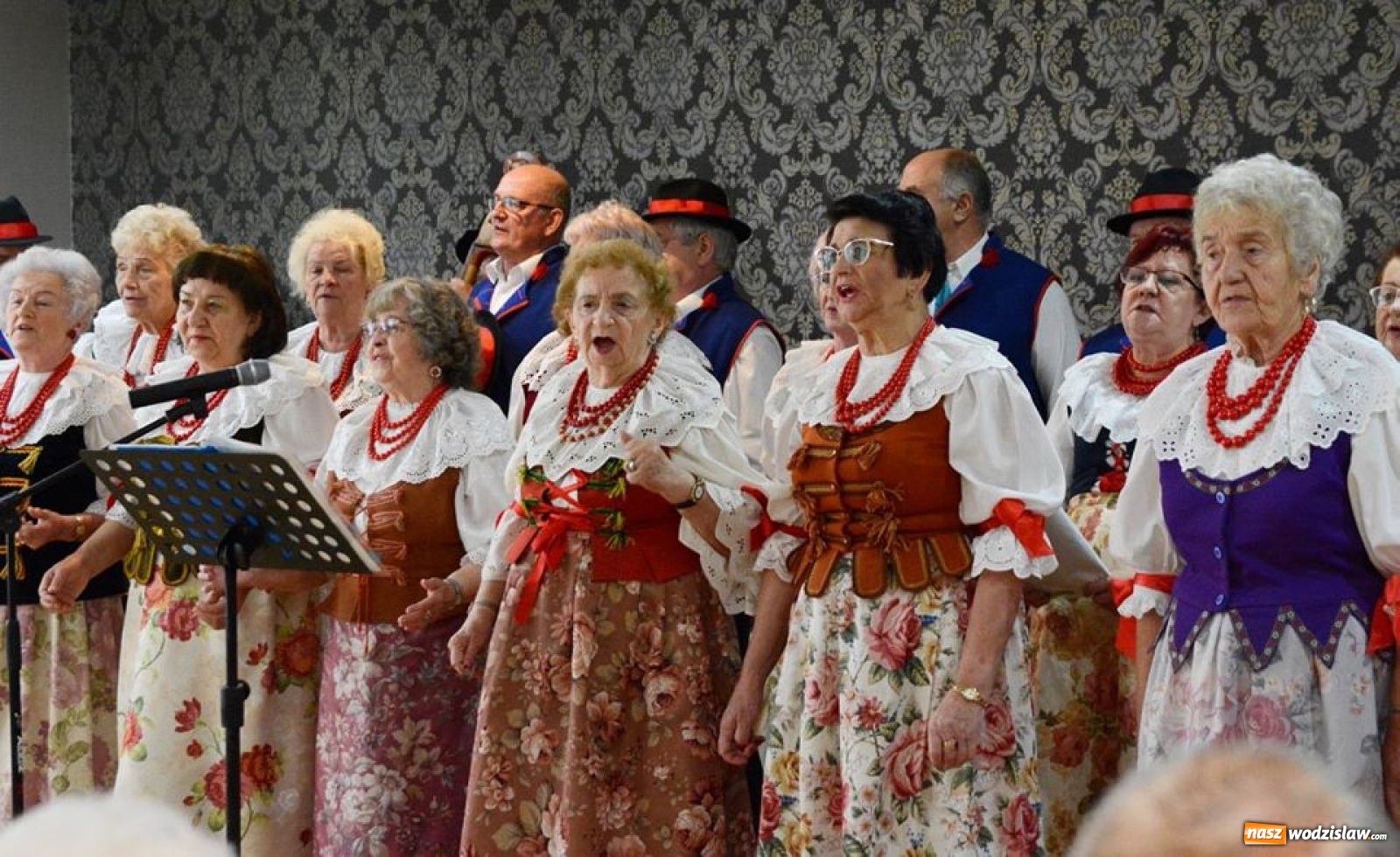 Zdjęcie w galerii na portalu naszwodzislaw.com: We dwoje idą przez życie. Małżeńskie jubileusze w Wodzisławiu Śląskim [FOTO] wiadomości z regionu