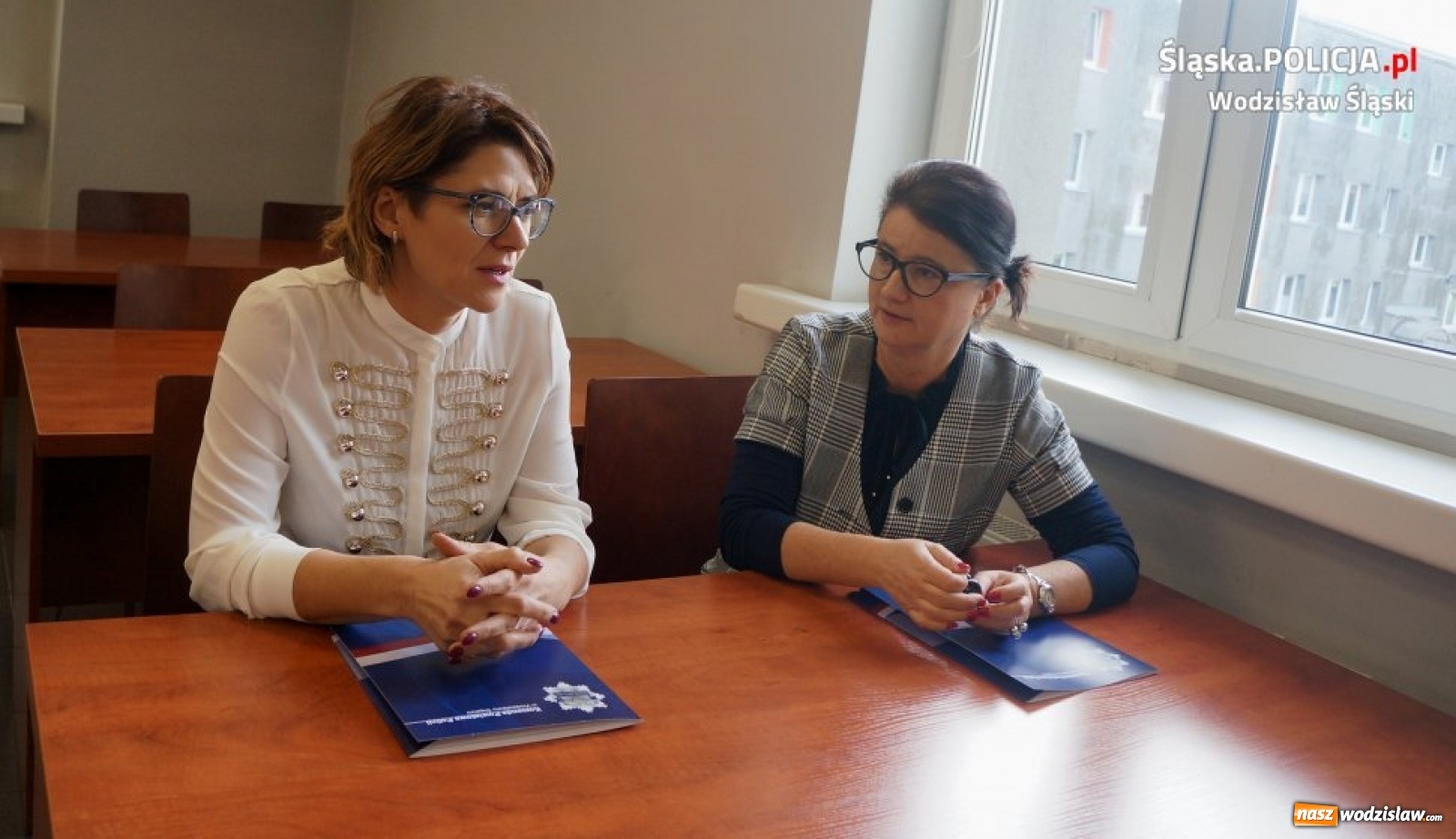 Zdjęcie w galerii na portalu naszwodzislaw.com: Święto korpusu służby cywilnej w wodzisławskiej komendzie wiadomości z regionu