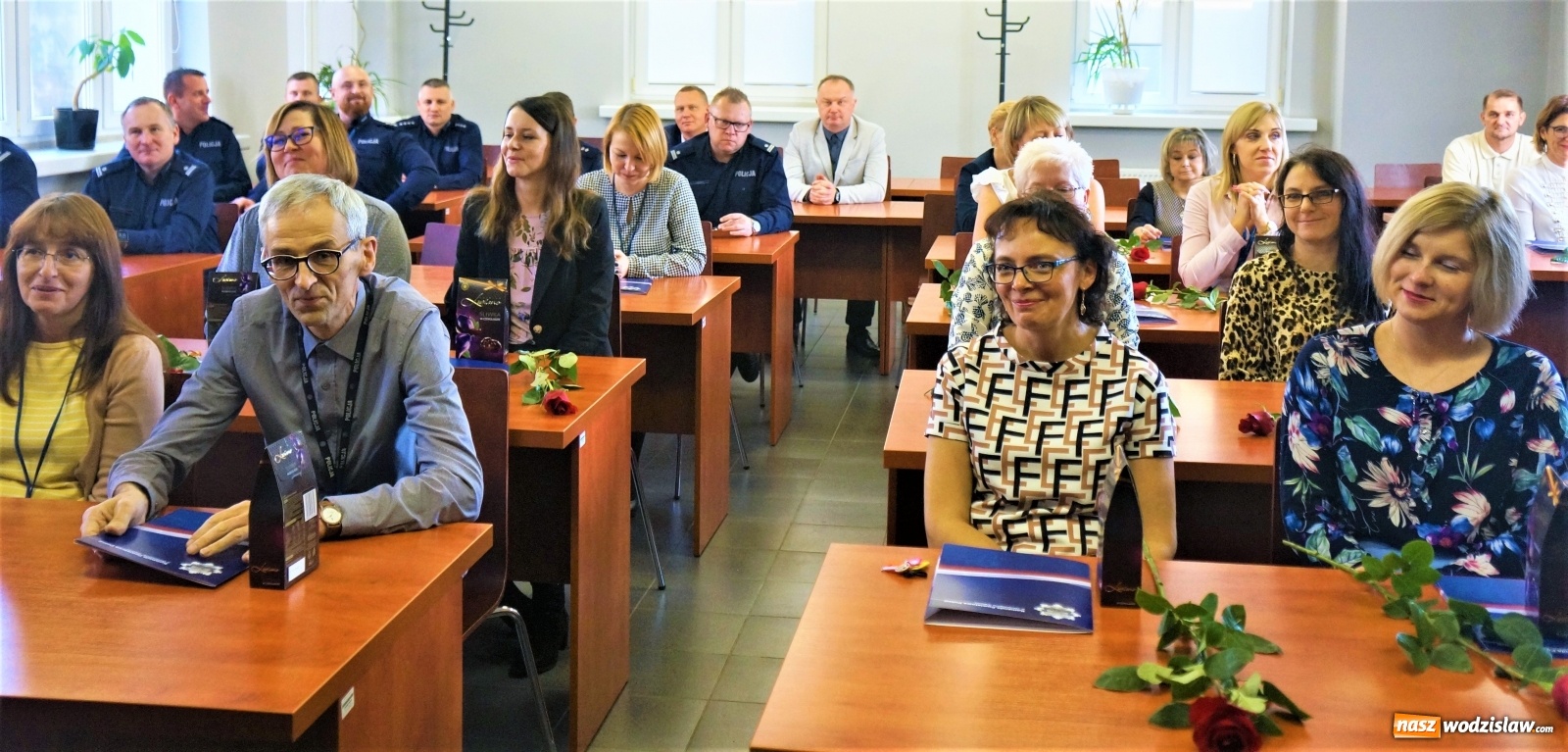 Zdjęcie w galerii na portalu naszwodzislaw.com: Święto korpusu służby cywilnej w wodzisławskiej komendzie wiadomości z regionu