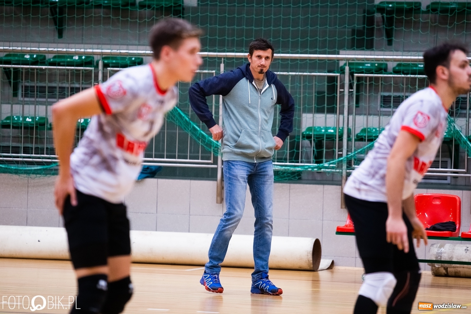 Zdjęcie w galerii na portalu naszwodzislaw.com: Siatkarski rollercoaster w Arenie Rafako. Raciborzanie górą! [FOTO i WIDEO] wiadomości z regionu
