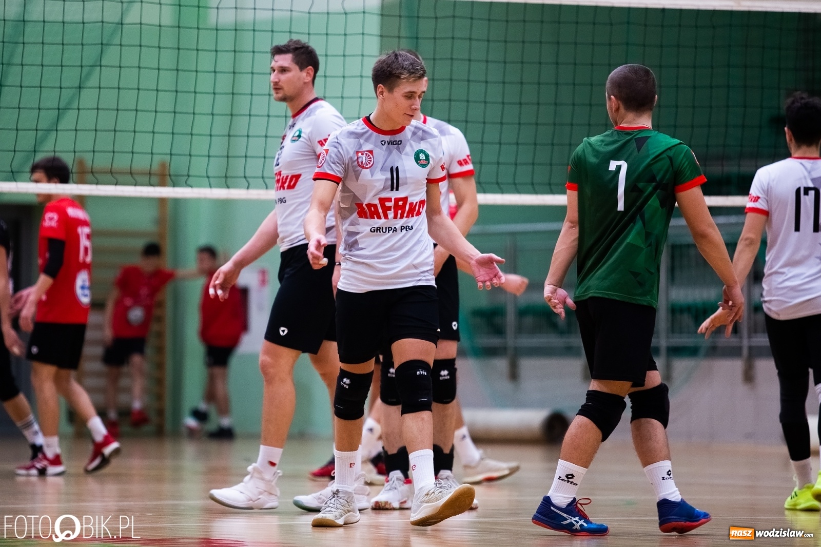 Zdjęcie w galerii na portalu naszwodzislaw.com: Siatkarski rollercoaster w Arenie Rafako. Raciborzanie górą! [FOTO i WIDEO] wiadomości z regionu