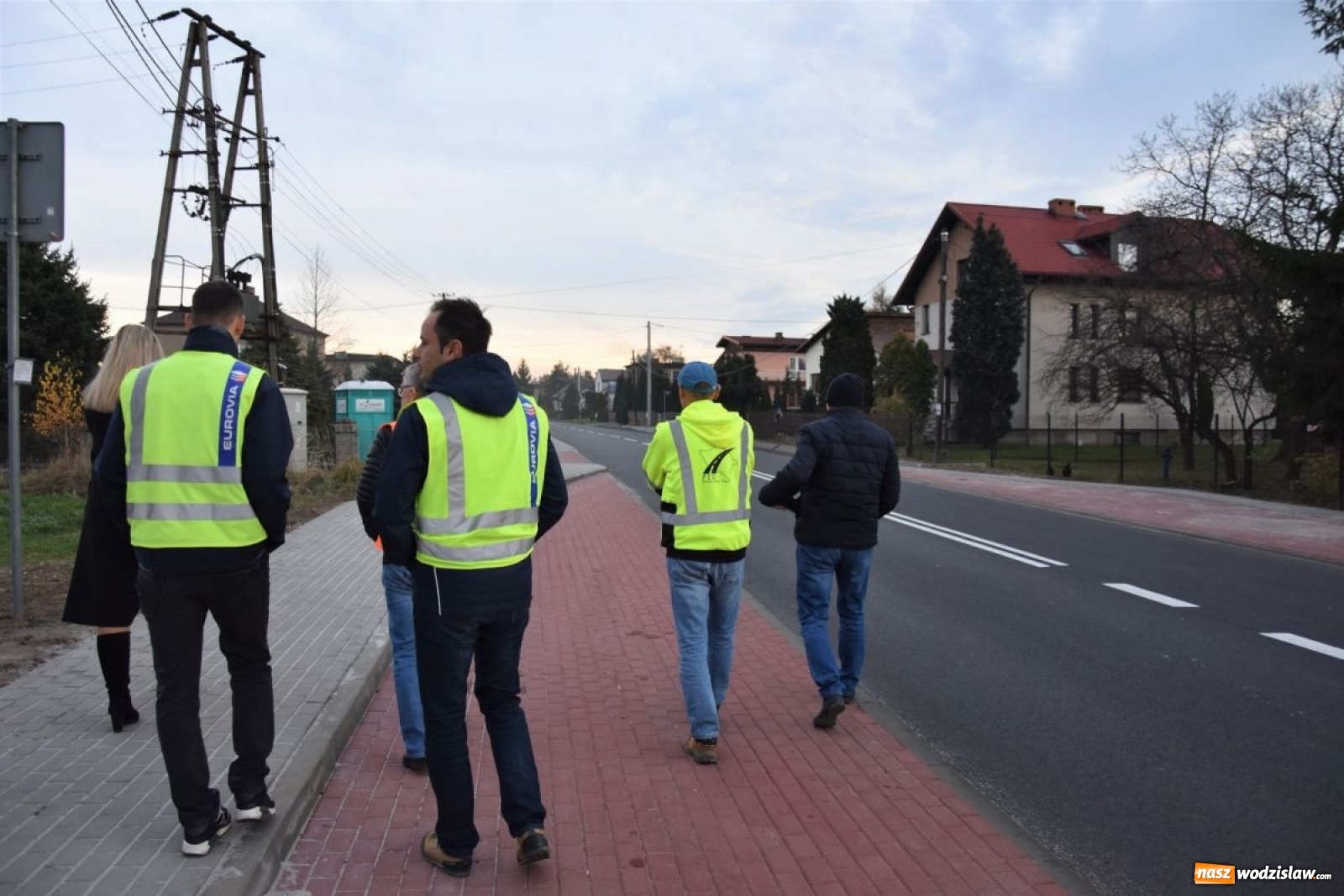 Zdjęcie w galerii na portalu naszwodzislaw.com: Remont ul. 1 Maja w Gołkowicach zakończony wiadomości z regionu