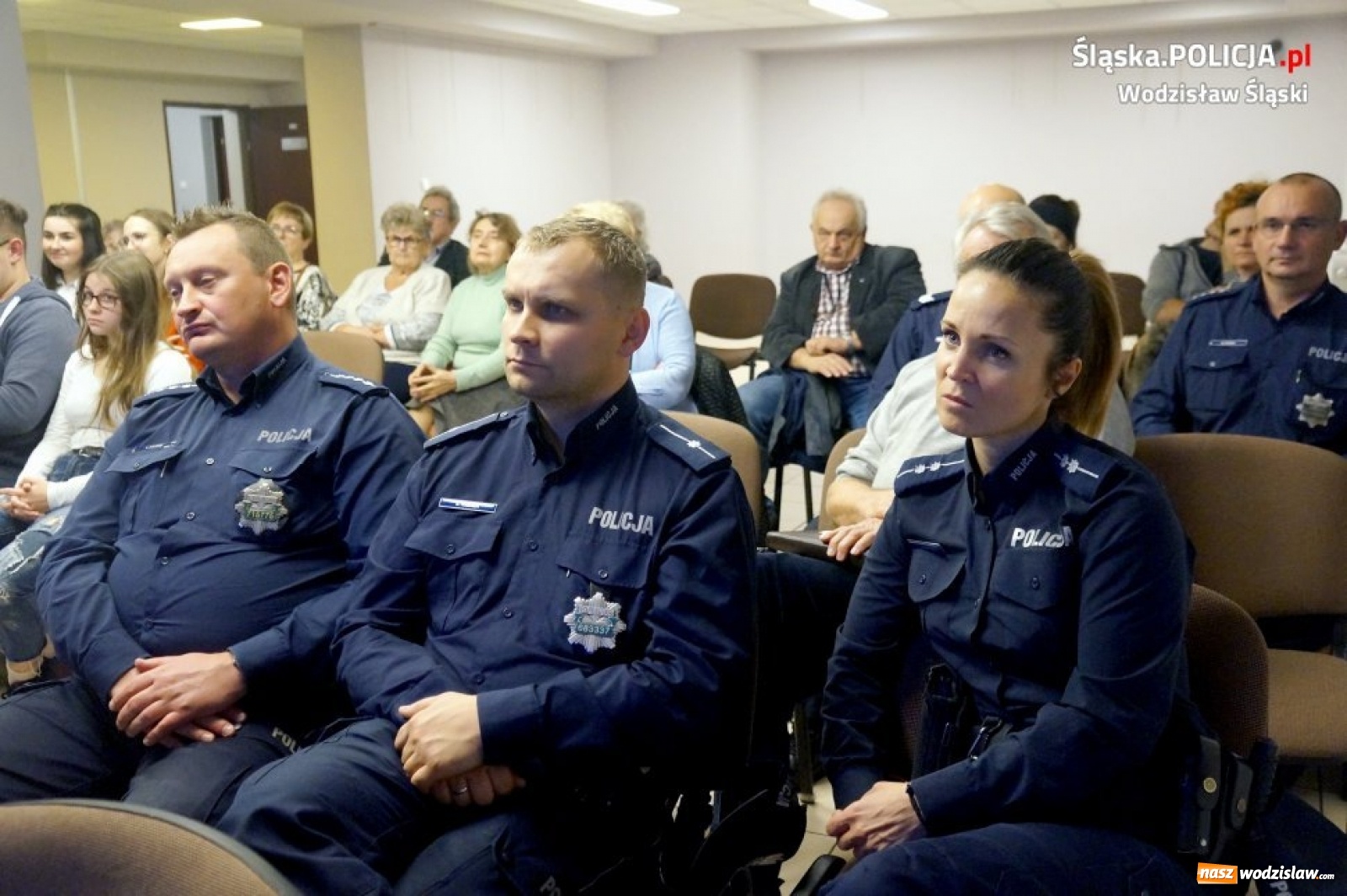 Zdjęcie w galerii na portalu naszwodzislaw.com: Rydułtowska debata z policją o bezpieczeństwie wiadomości z regionu