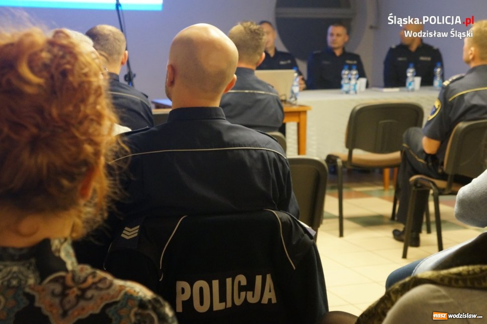 Zdjęcie w galerii na portalu naszwodzislaw.com: Rydułtowska debata z policją o bezpieczeństwie wiadomości z regionu