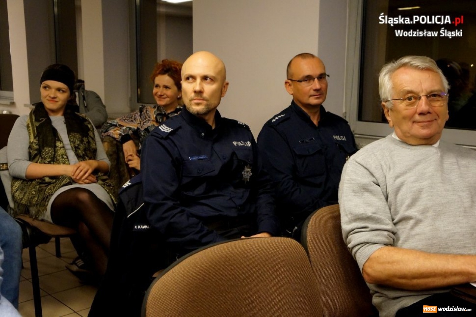 Zdjęcie w galerii na portalu naszwodzislaw.com: Rydułtowska debata z policją o bezpieczeństwie wiadomości z regionu